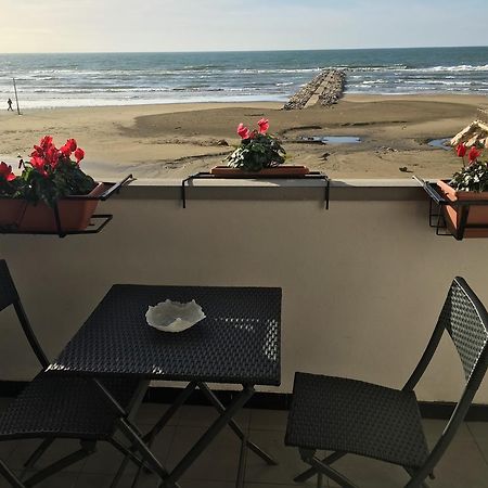 Marocca Hotell Nettuno Exteriör bild