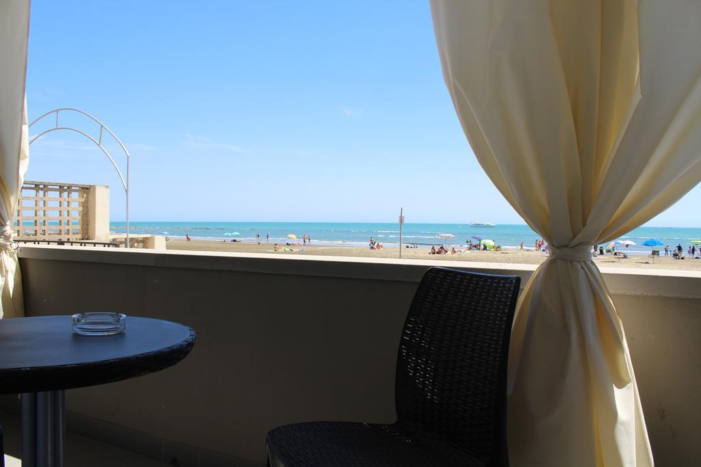 Marocca Hotell Nettuno Exteriör bild