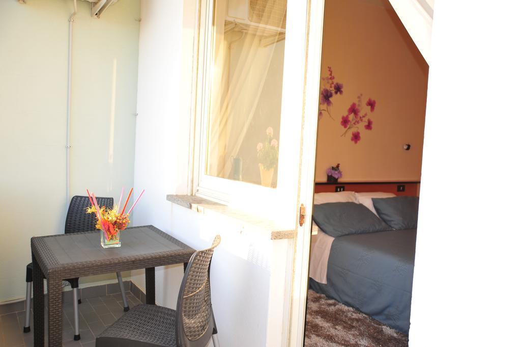 Marocca Hotell Nettuno Exteriör bild