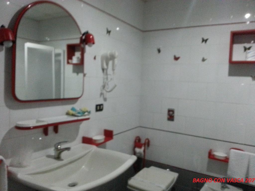 Marocca Hotell Nettuno Rum bild